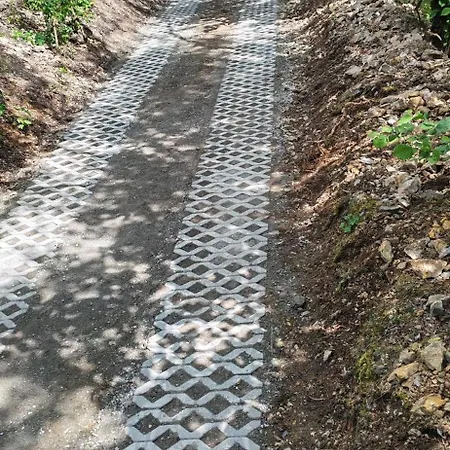 Domček Pod Lesíkom Casa de Férias Banská Štiavnica
